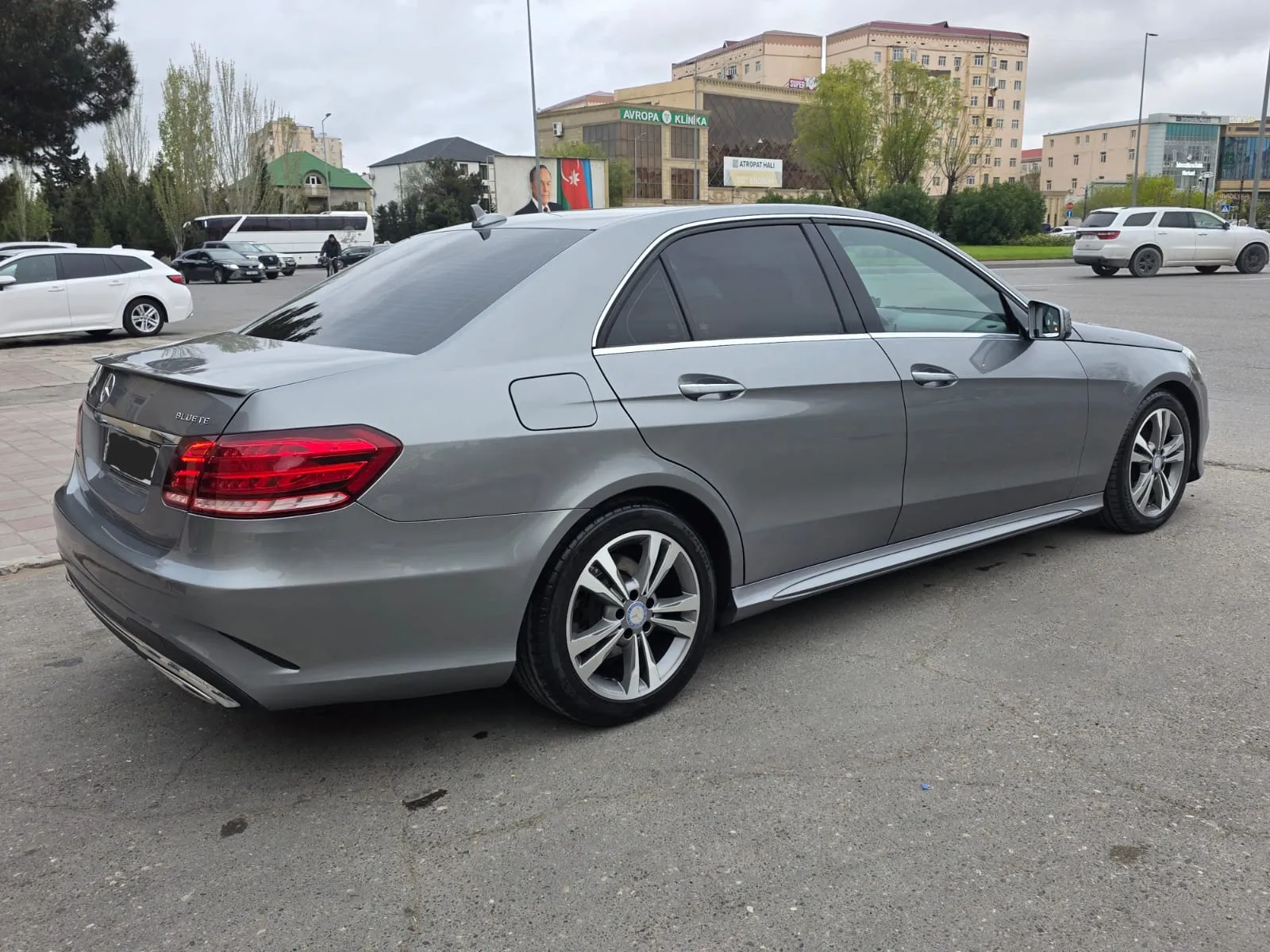 Mercedes E250
